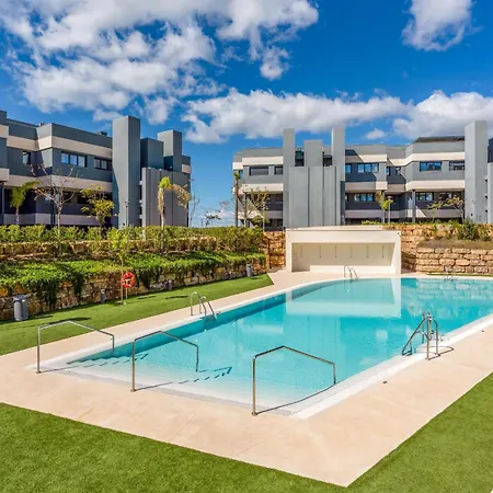 3 Bedroom Oasis 325 With Pool And Gym