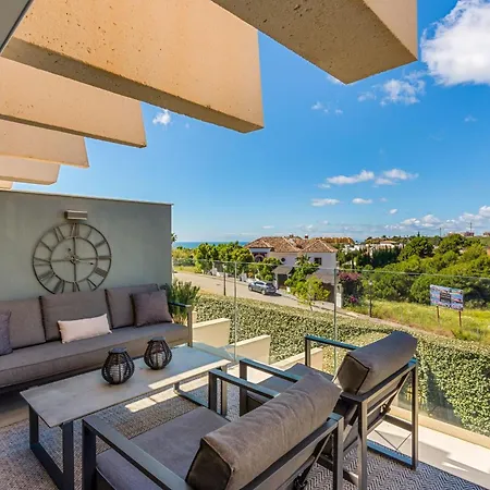 3 Bedroom Oasis 325 With Pool And Gym Estepona