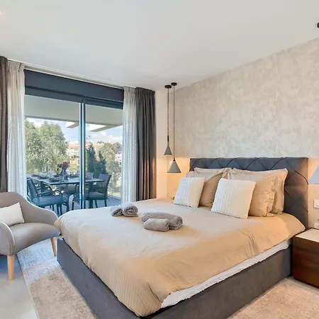 3 Bedroom Oasis 325 With Pool And Gym Apartmán Estepona