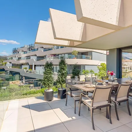 3 Bedroom Oasis 325 With Pool And Gym * Estepona